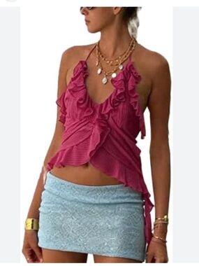 NWT Zara Ruffled Pleated Halter Top in Dark Fuchsia Pink - M
🚨firm price